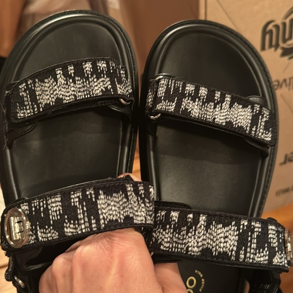 NWOT • ALDO • Linette Pillow Walk Footbed Sandals • 🖤 Black Combo 🖤• Size 8.5 - Picture 6 of 6